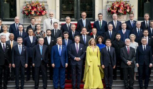 королева Максима