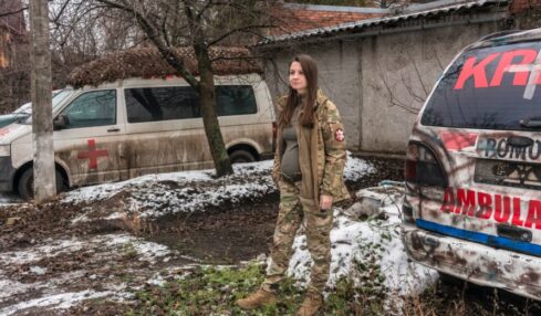 Вагітні військові
