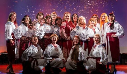 Ми з України