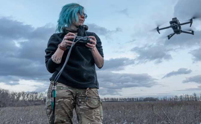 Жінки "Хартії"