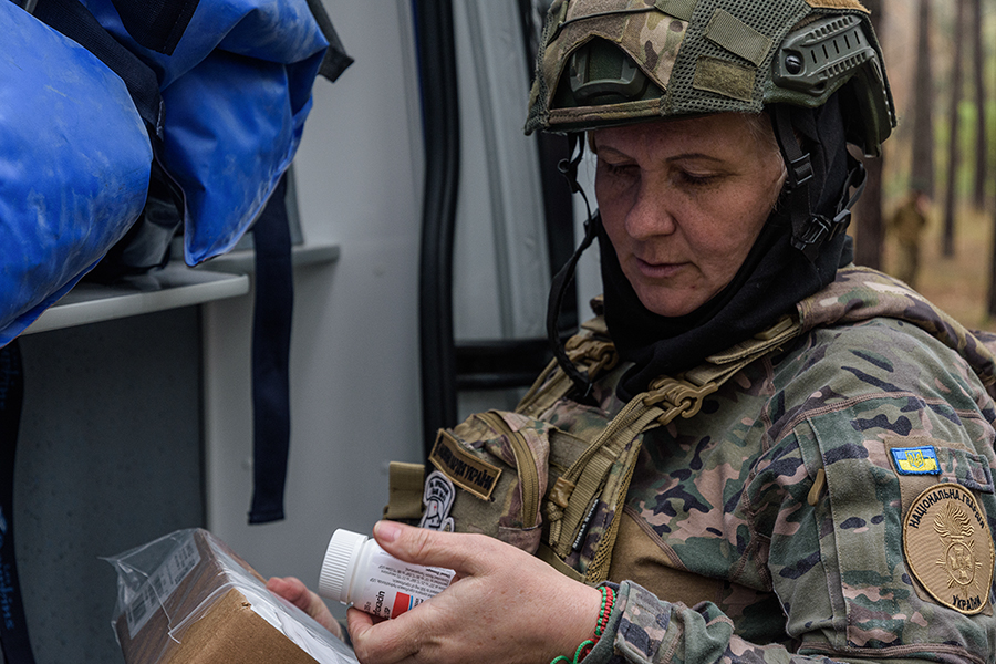 бойова медикиня