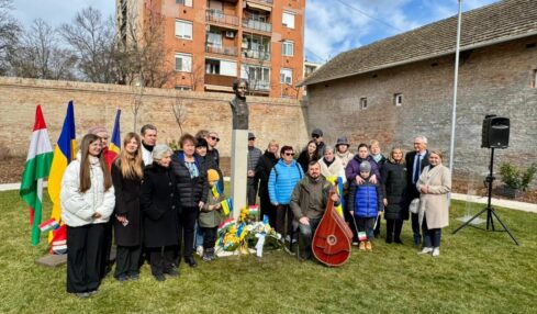 пам'ятник Лесі Українці