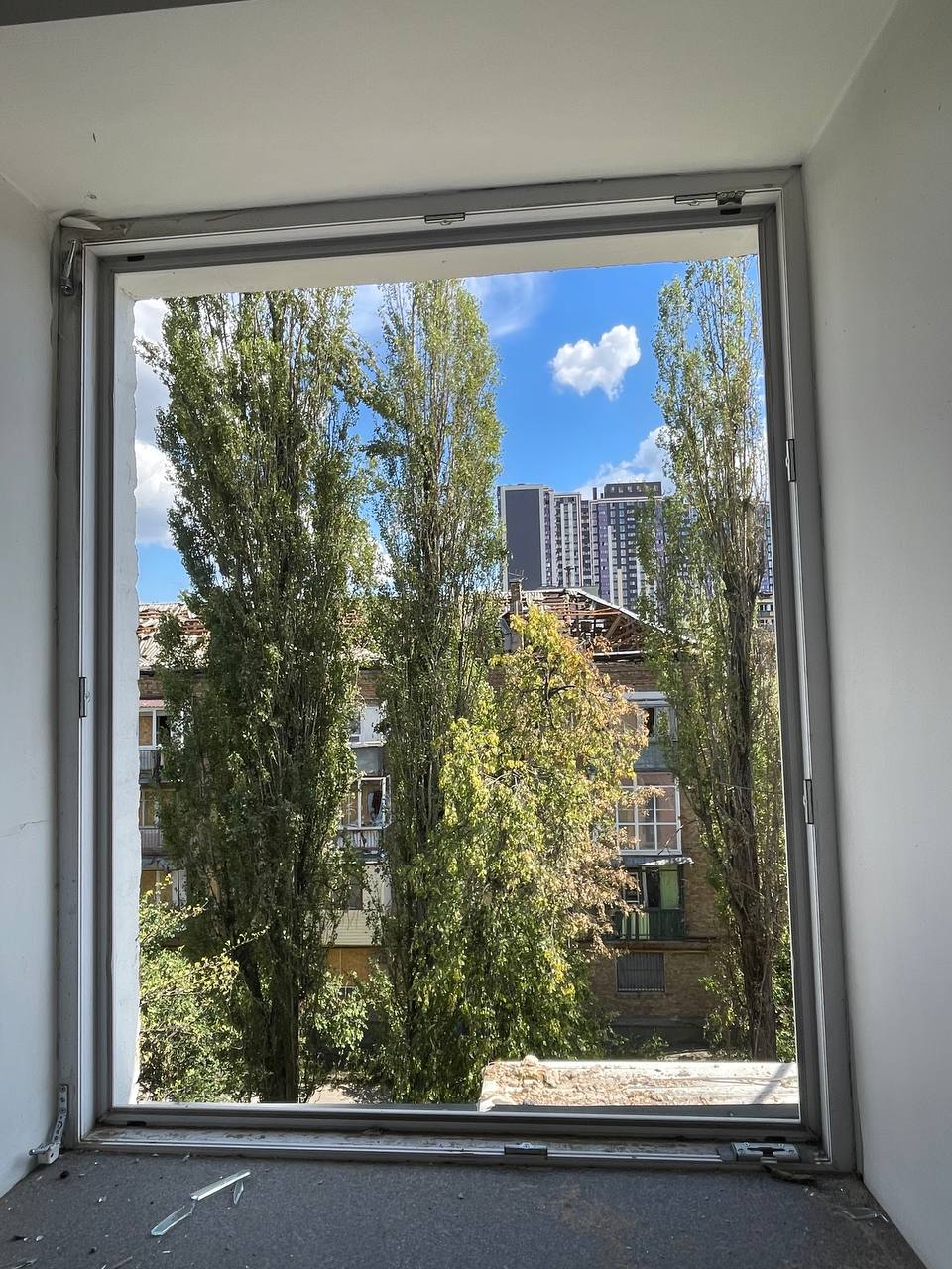 пошкоджене житло