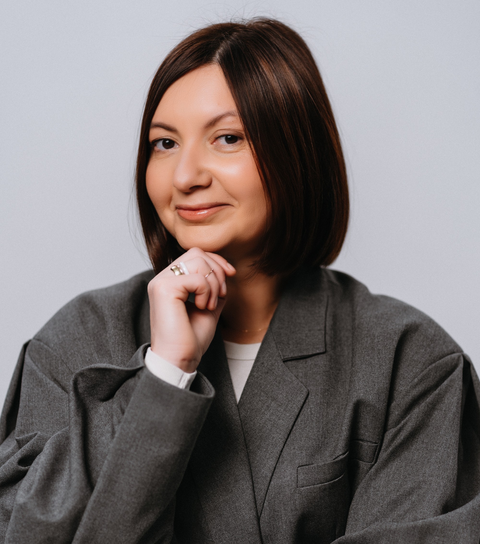 Влада Недак