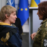 новини